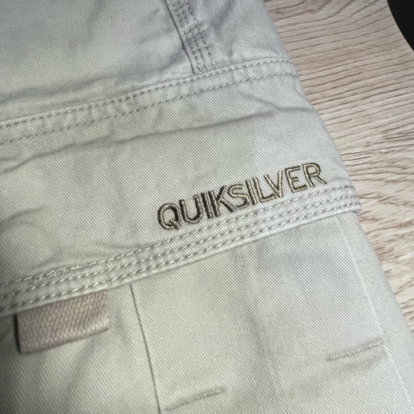 Quicksilver cargo shorts - Picture 4 of 6